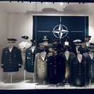 Gemeinsam im Bündnis. Exponat im Militärhistorischen Museum.