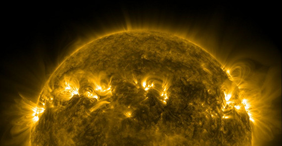 Sonneneruptionen, aufgenommen vom Solar Dynamics Observatory (SDO) der NASA. Foto: Courtesy of NASA/SDO and the AIA, EVE, and HMI science teams.