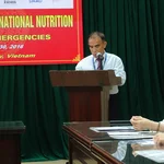 Dr. Vinh giving his welcome adress
