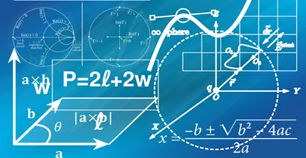 Tafelbild mit verschiedenen mathematischen Formeln und Diagrammen