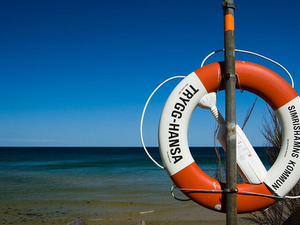 Rettungsring am Strand