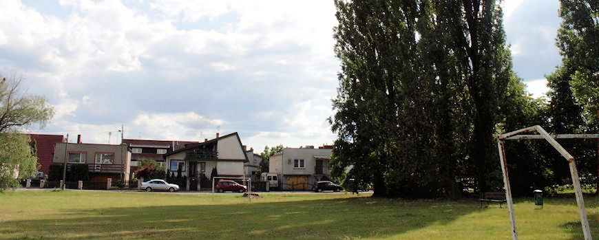 Blick auf das Grundstück des Jüdischen Friedhofs in Sulechów