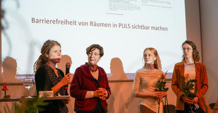 Verleihung des ersten Platzes auf der Bühne des Potsdam Museums