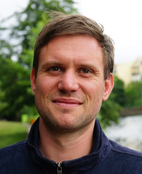 Portrait von Dr. Simon Ohl