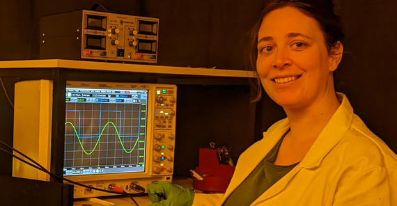 Dr. Jarla Thiesbrummel performing measurements in the perovskite lab.