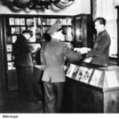 The Academy of Law was shielded from the outside world and even had its own bookstore, 1957. Photo: BStU, MfS HA IX / Fo / 1413 (Photo 75).