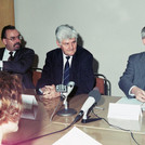 Pressekonferenz: Brandenburgs Wissenschaftsminister Dr. Hinrich Enderlein und Rektor Prof. Dr. Rolf Mitzner verkünden die Gründung der Universität Potsdam 