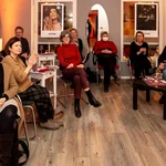 Impressionen vom wissenschaftlicher Friseursalon am 20.12.2022 mit dem Vortrag „Kakao und Schokolade“ von Steffen Ramm