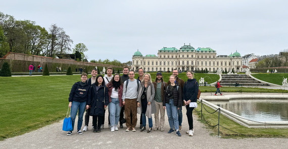 Gruppenfoto der Exkursionsgruppe aus Potsdam und Rostock