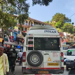 Das Leben findet auf der Straße statt. Impression aus Rudraprayag.