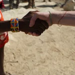 „Shaking Hands“
