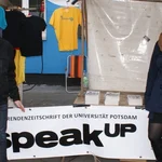 Aktionsstand der Studierendenzeitschrift Speak.UP