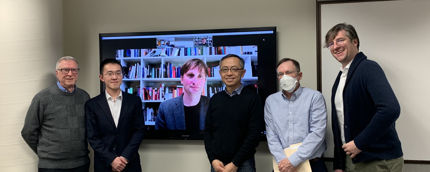 Auf dem Bild v.l.n.r.: Prof. Edward A. McCord, Zhongtian Han, Prof. Sönke Neitzel, Prof. Daqing Yang, Prof. Shawn F. McHale und Prof. Eric T. Schluessel.