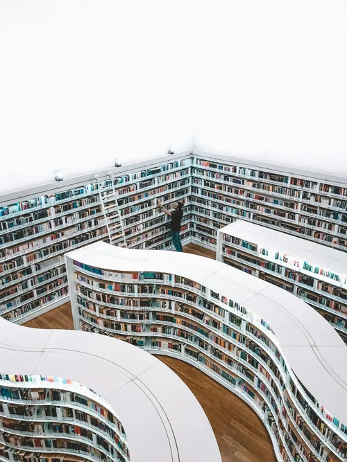 Bücherregale