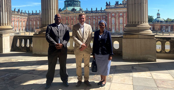 Botschafterin der Republik Botsuana, Mmasekgo Masire-Mwamba, zu Besuch.