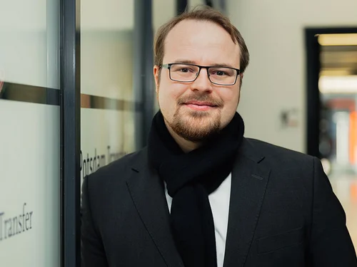 Dr. Johannes Gurke