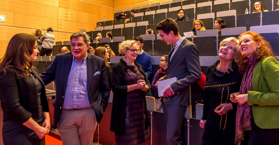 Im Gespräch - v.l.n.r.: Jekaterina Trefilova, Prof. Dr. Florian J. Schweigert, Dr. Regina Neum-Flux, Felix Plaschek, Dr. Doris Gebert, Britta Weck. Foto: Karla Fritze.