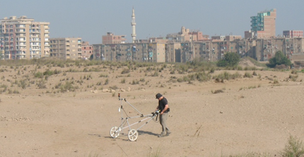 Cesium magnetometer measurements in the vicinity of Cairo