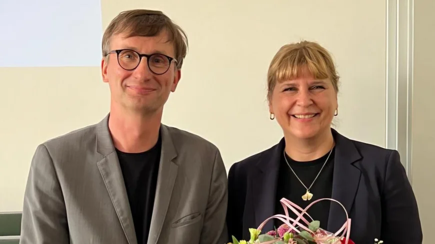 Professor Neitzel und Christin Pschichholz nach erfolgreich gehaltenem Halbilitationsvortrag