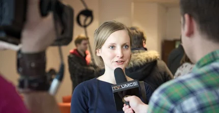 Studentin im Interview