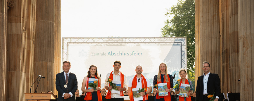Jahrgangsbeste Studierende der rechtswissenschaftlichen Fakultät