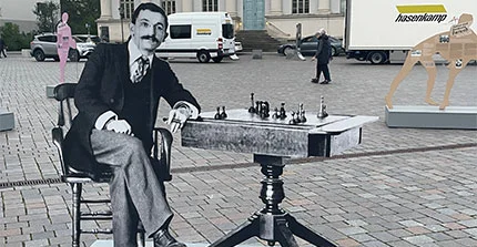 Ausstellung „Zwischen Erfolg und Verfolgung“ auf dem Alten Markt