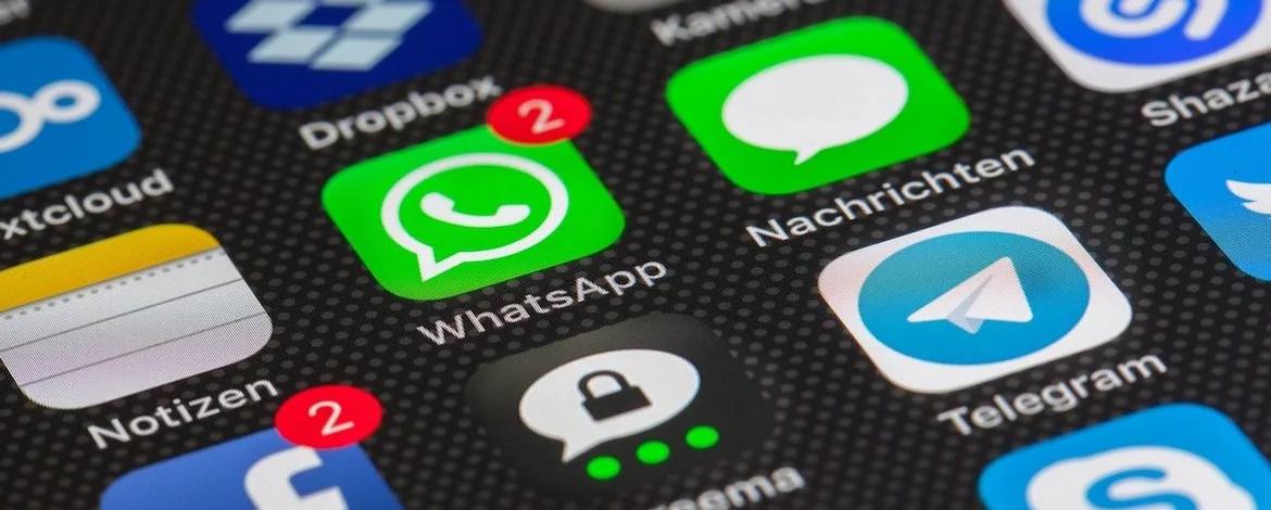 Whatsapp logo on Iphone screen - 