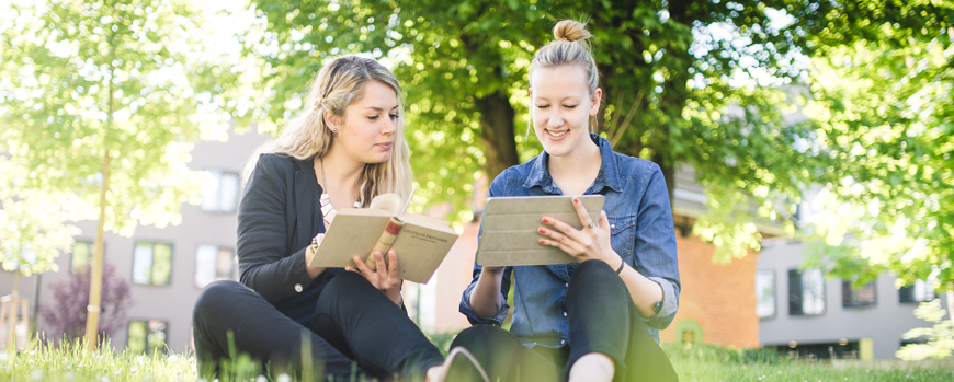 Studierende im Gespräch